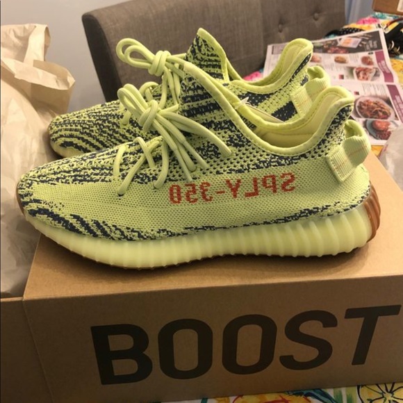 Yeezy 350 semi frozen size 8